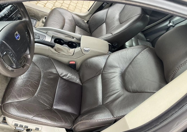 Volvo XC 70 cena 19900 przebieg: 250000, rok produkcji 2004 z Bogatynia małe 232